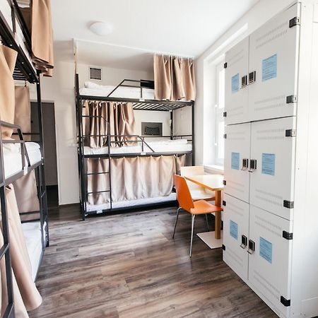 Hostel Mandarinka Praha Bagian luar foto