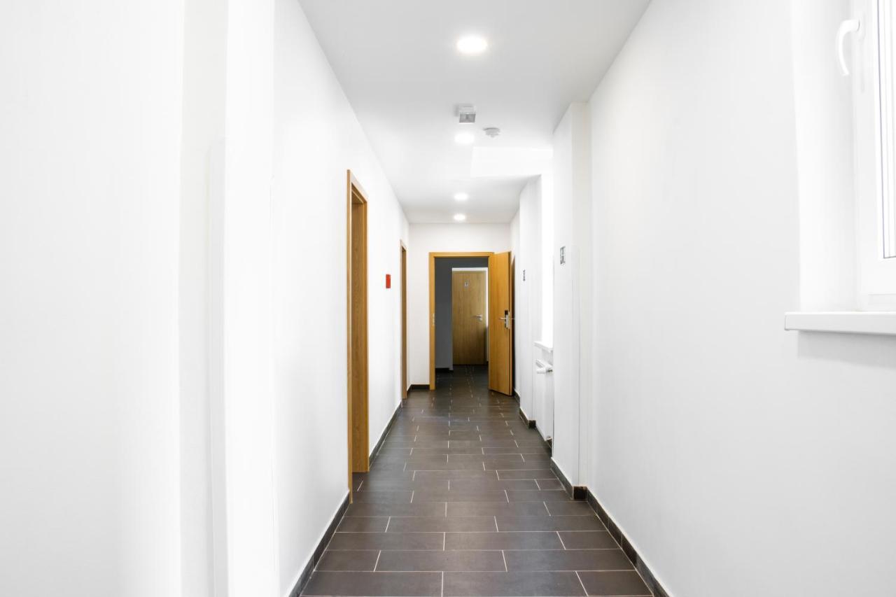 Hostel Mandarinka Praha Bagian luar foto