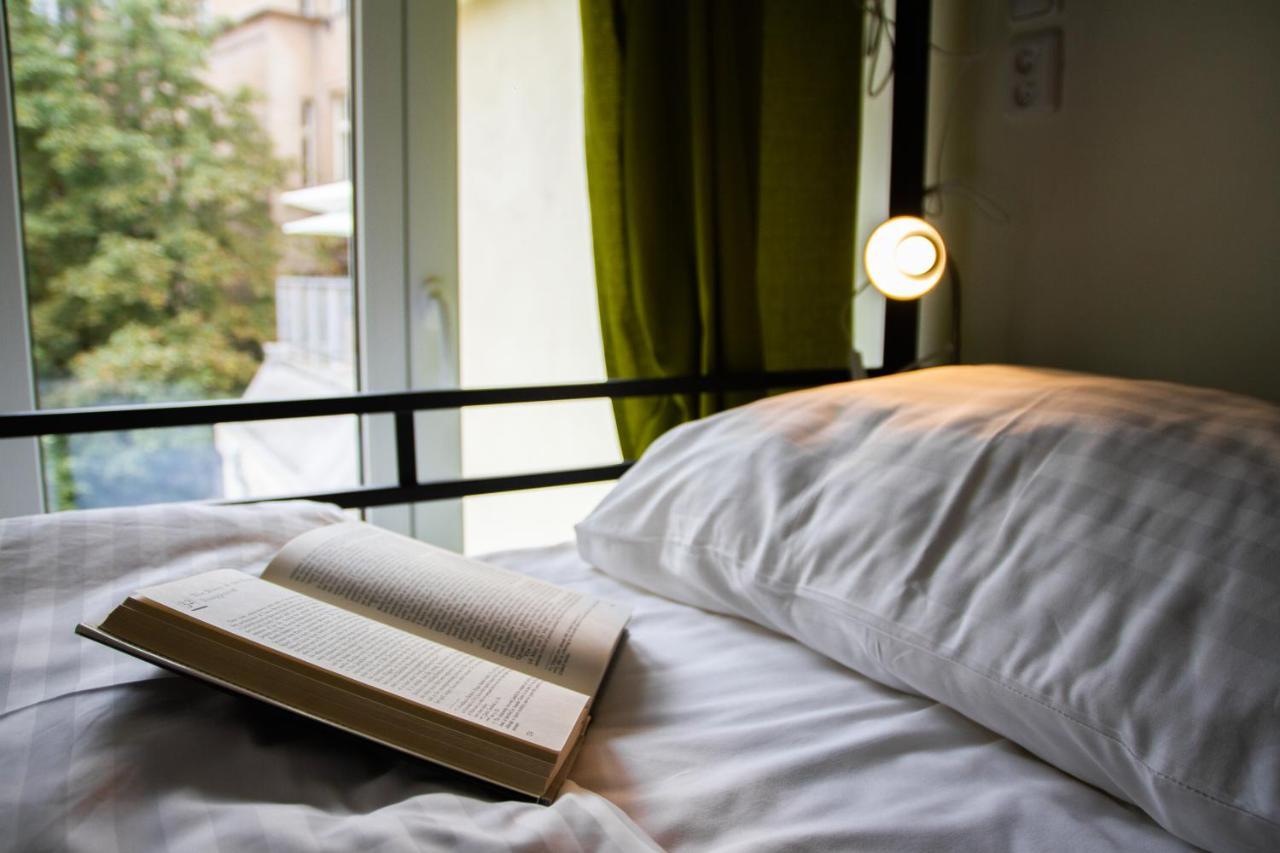 Hostel Mandarinka Praha Bagian luar foto