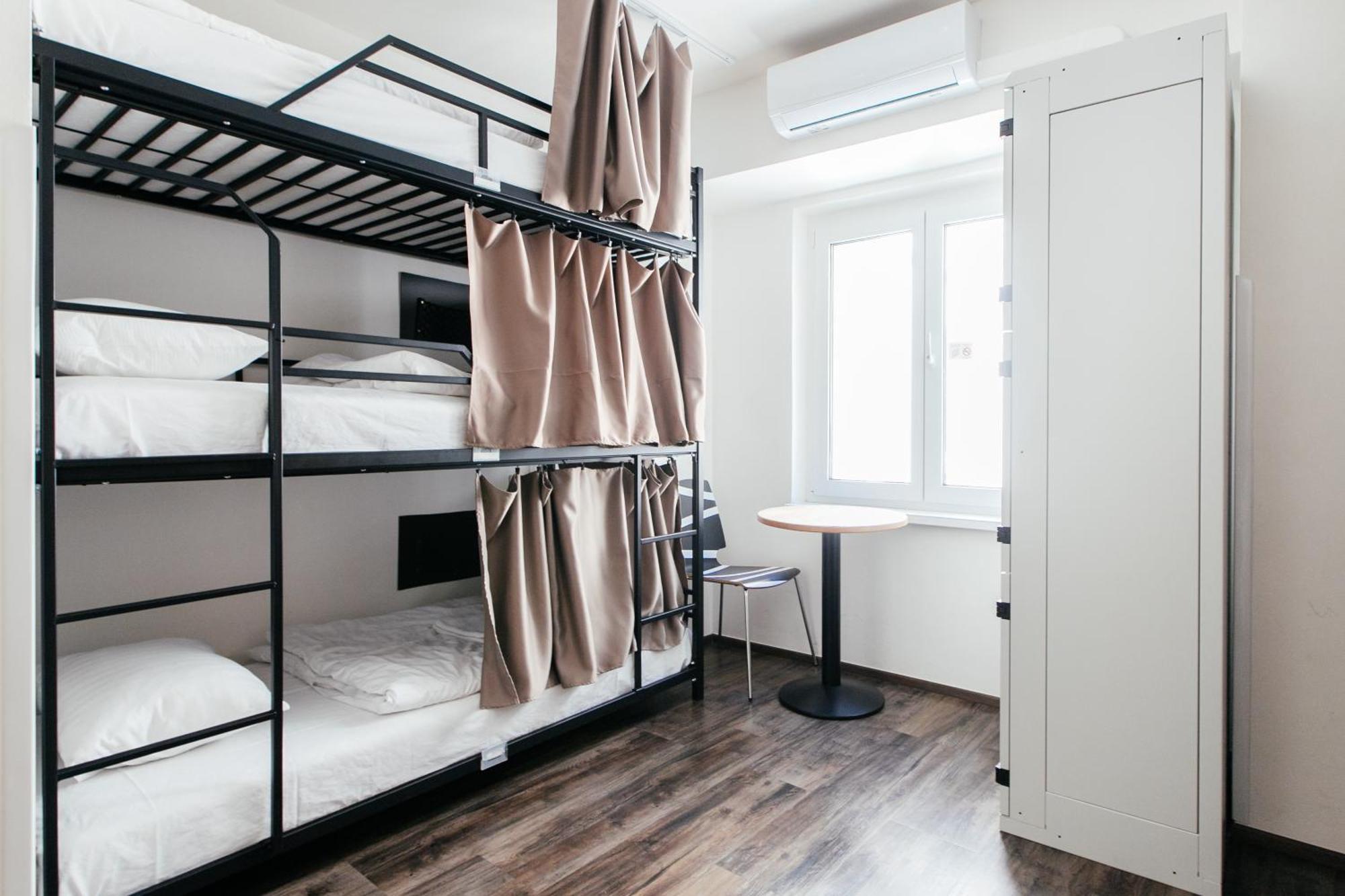 Hostel Mandarinka Praha Bagian luar foto