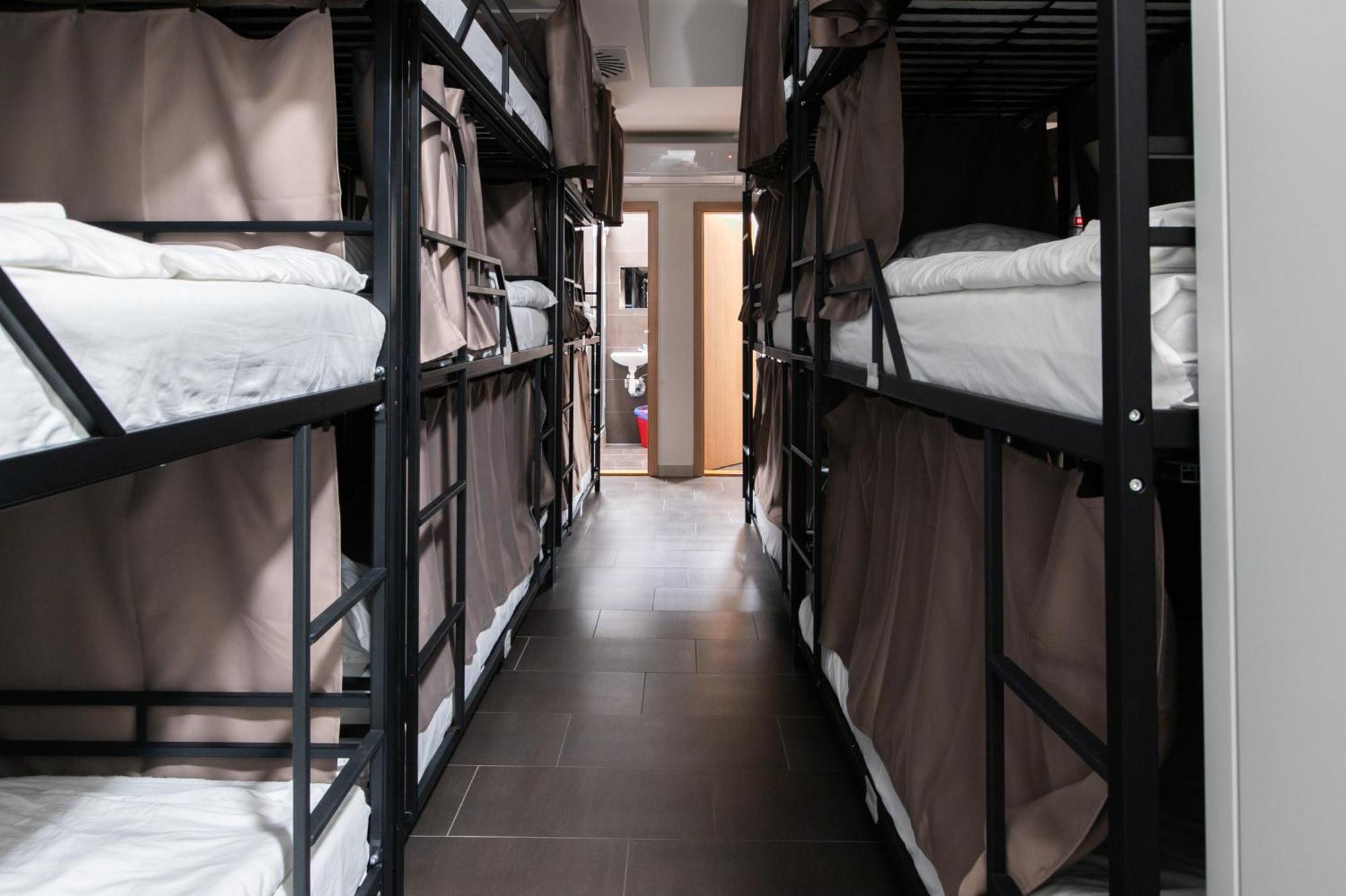 Hostel Mandarinka Praha Bagian luar foto