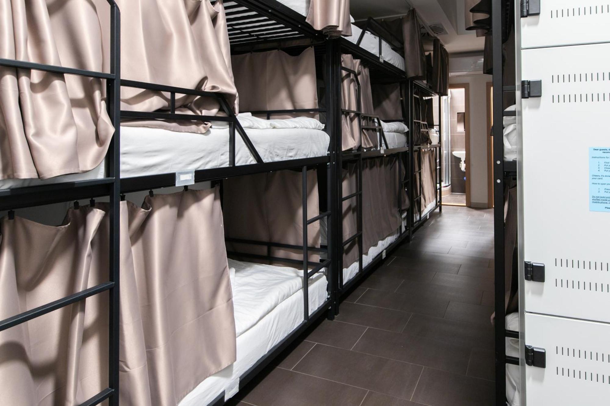 Hostel Mandarinka Praha Bagian luar foto